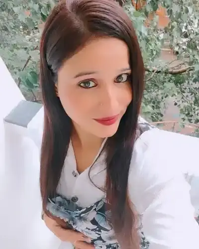 Call Girls in Zira