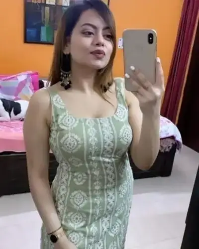 Call Girl in Zira